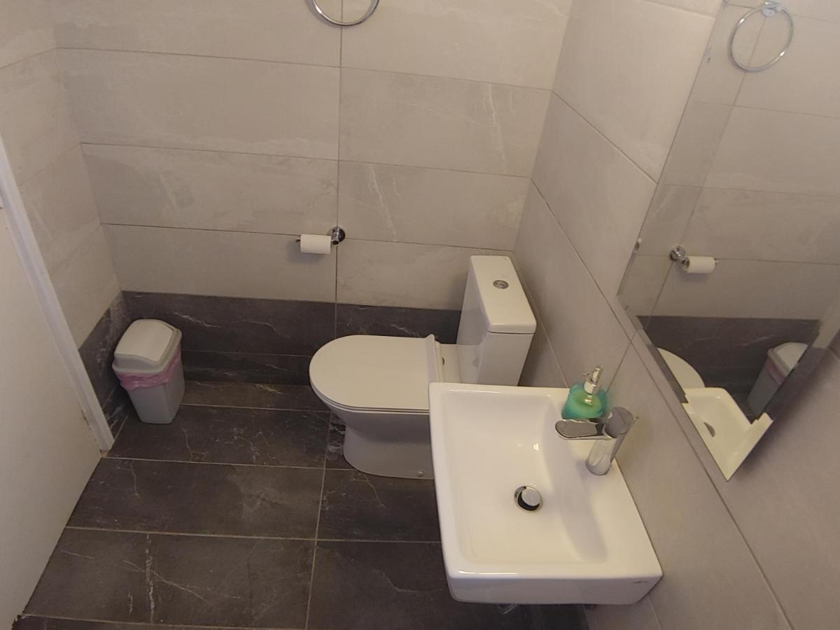 Luxury Apartment In Light House Beach Pafos Exterior foto